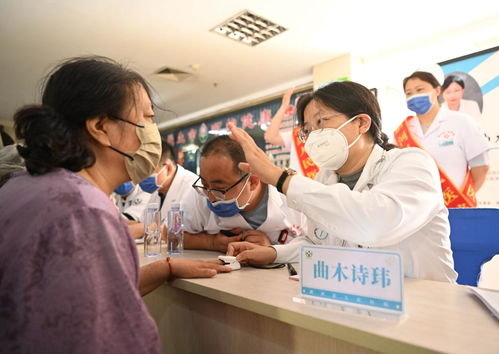 河北新河 义诊下基层 服务暖民心