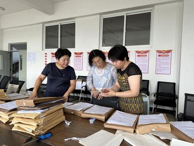 聚焦审核评估丨抢抓关键期 暑期不停歇--辽宁科技学院扎实推进本科教育教学审核评估工作